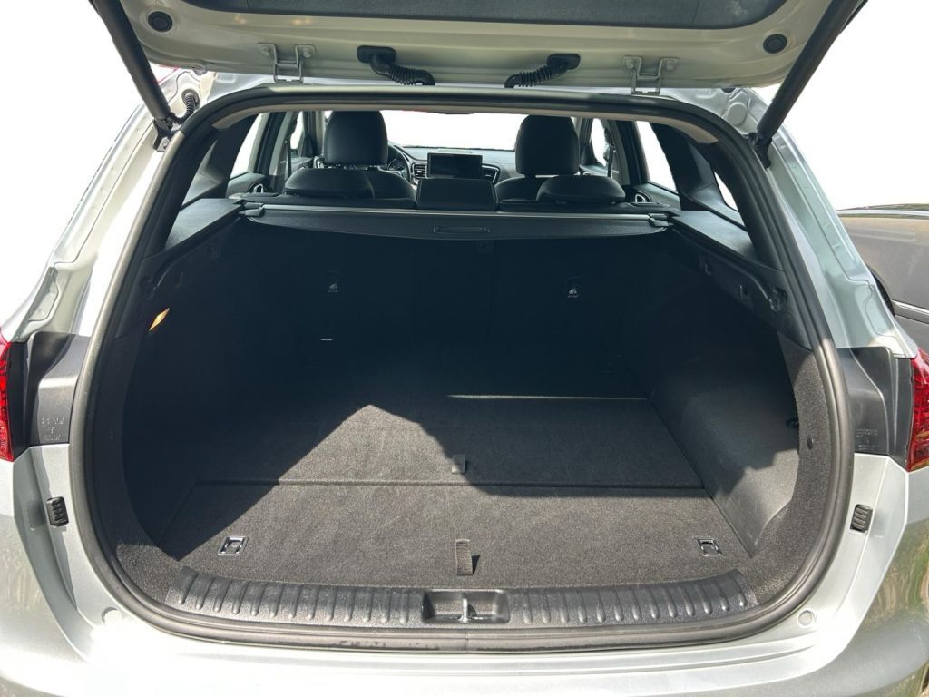 Fahrzeugabbildung Kia Ceed SW 1.6 GDI DCT OPF Plug-in-Hybrid Vision