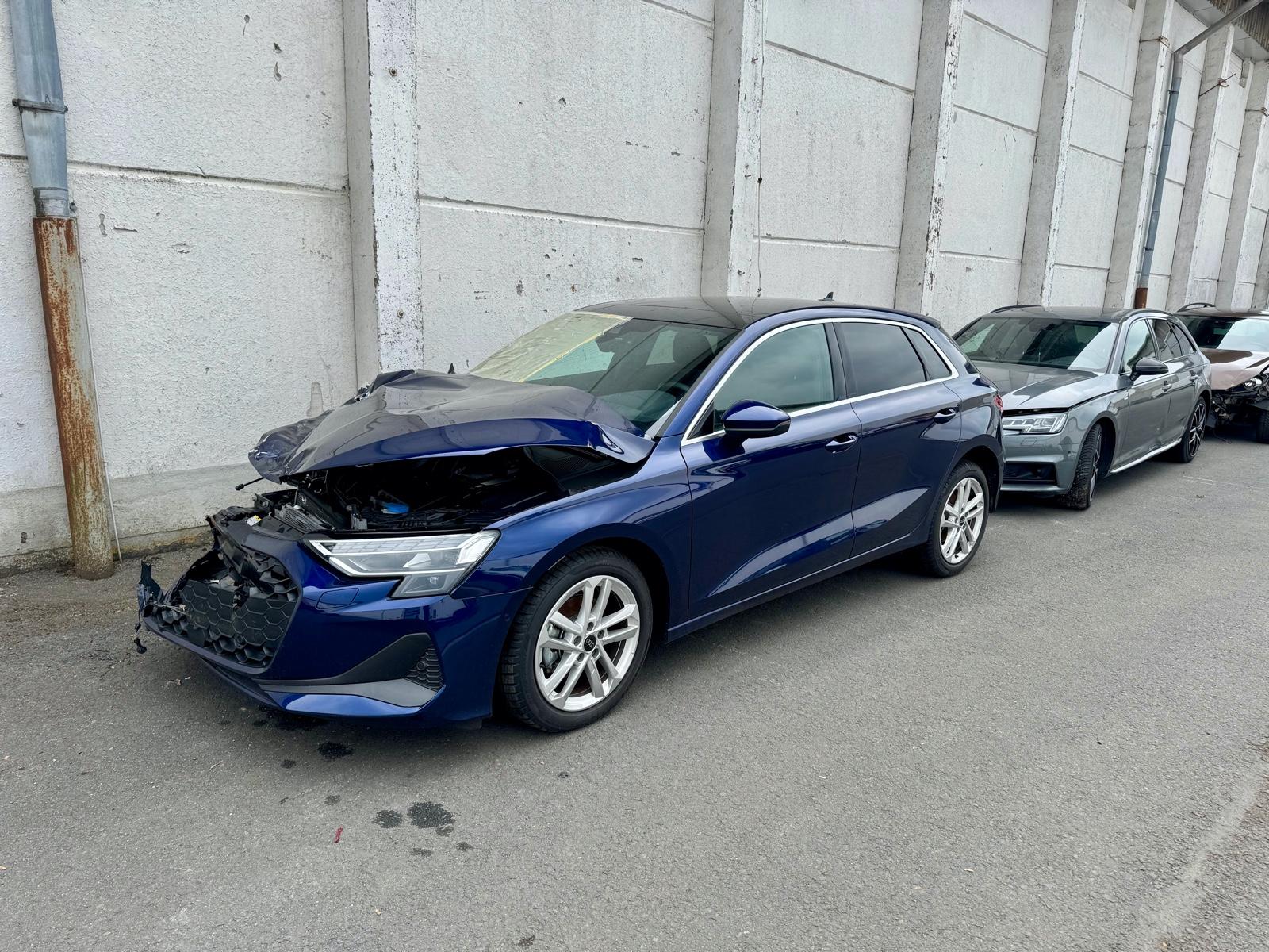 Audi A3 Sportback 35 TFSI LEDER NAVI PANO LED 6tkm