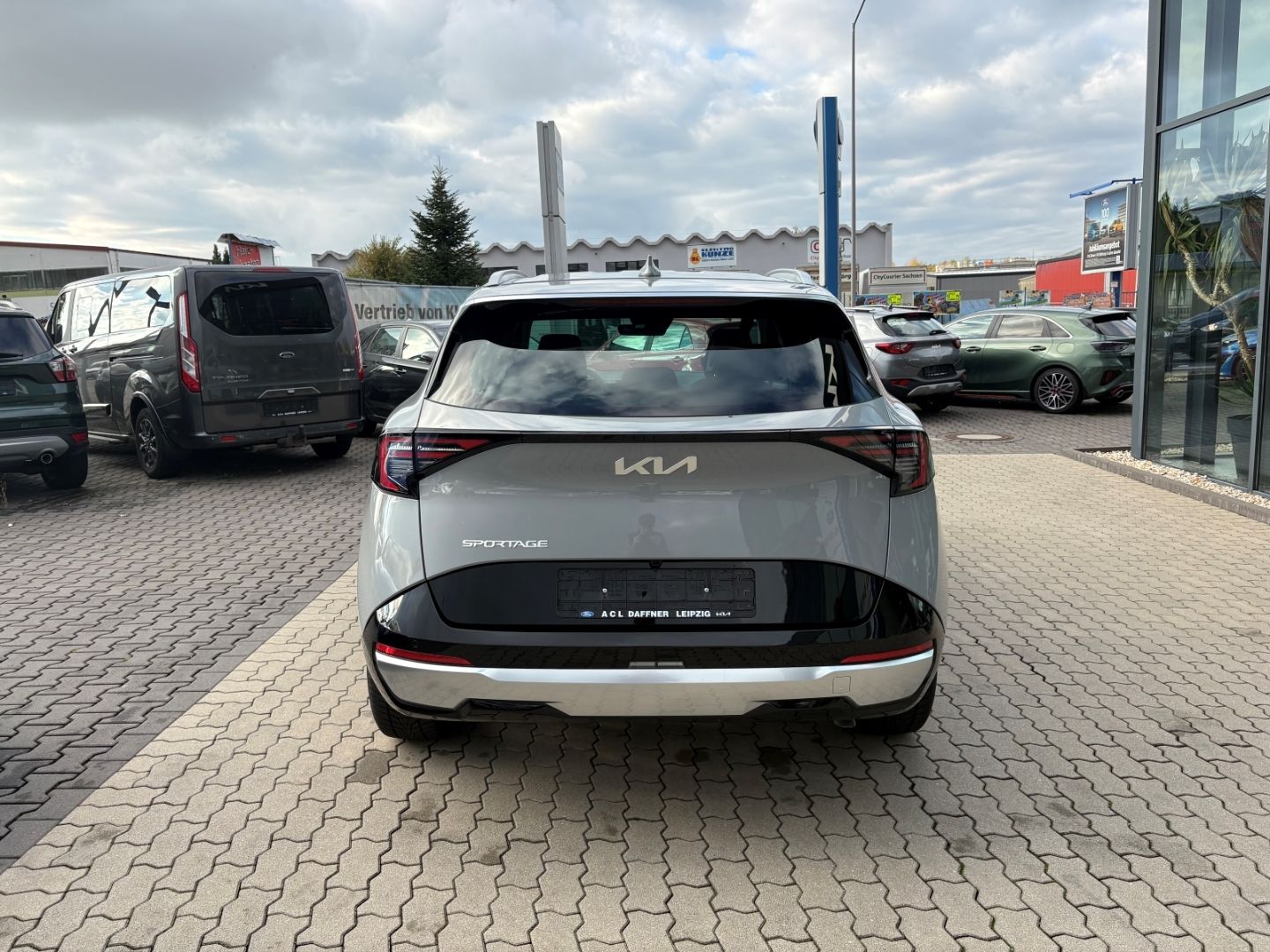 Fahrzeugabbildung Kia Sportage Spirit NotBremsAss TotWinkAss PDC v&h