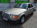 Mercedes-Benz E 230 Automatik H-Zulassung - Mercedes-Benz E 230 aus 1991