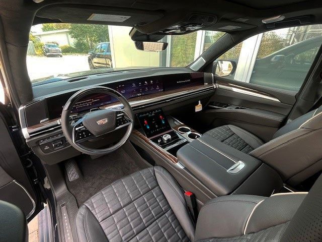 Cadillac Escalade Sport Platinum 6.2l 2025 model