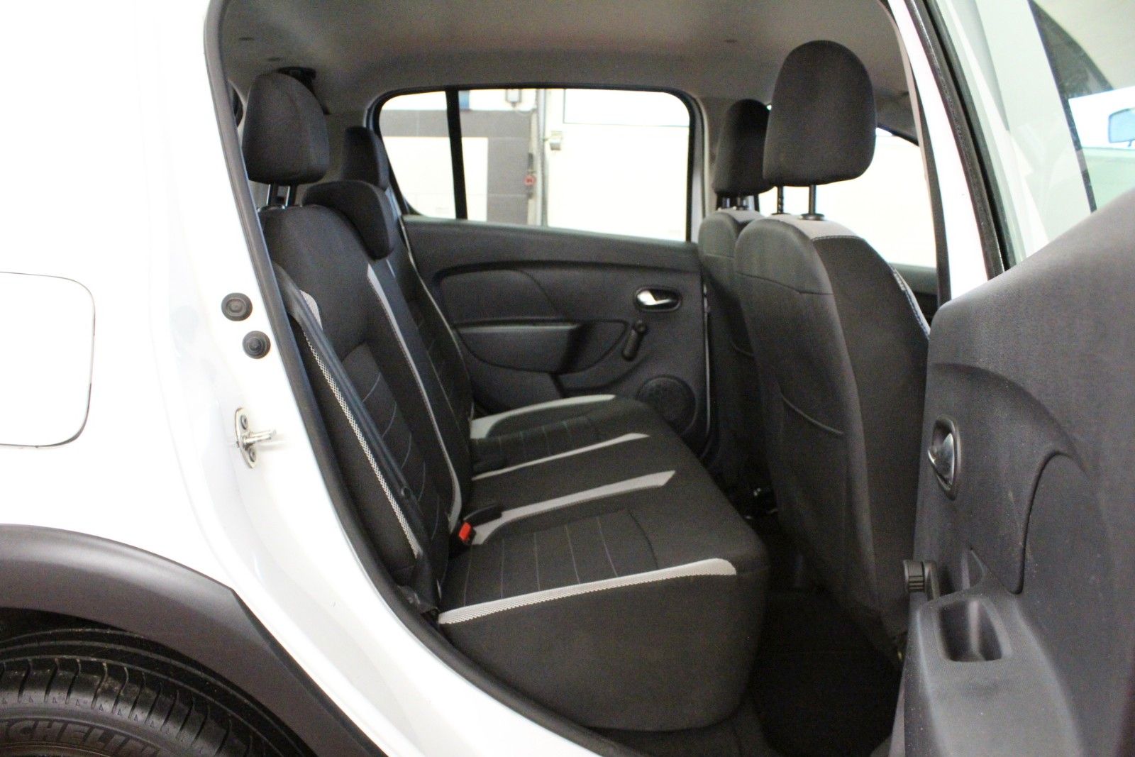 Fahrzeugabbildung Dacia Sandero TCe 90 Stepway *Media-Nav*