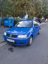 Volkswagen VW Polo 6n2 - Volkswagen Polo mit Benzin-Antrieb: Kleinwagen, Automatik, 6n2