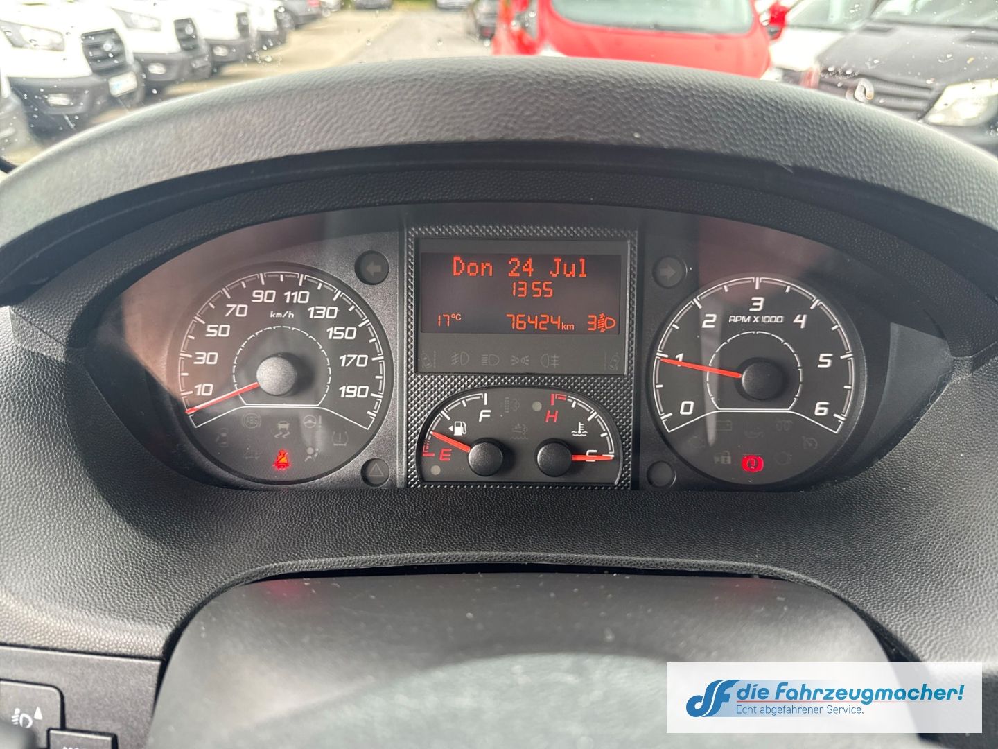 Fahrzeugabbildung Peugeot Boxer Kasten Hochraum 333 L2H2 Pro BlueHDi 140 S
