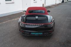 Fahrzeugabbildung Porsche 992 Carrera 4S Cabrio *1. HAND / BOSE / LED*