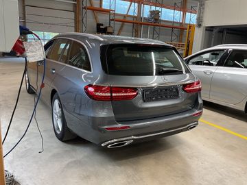 Mercedes E 220 - 7