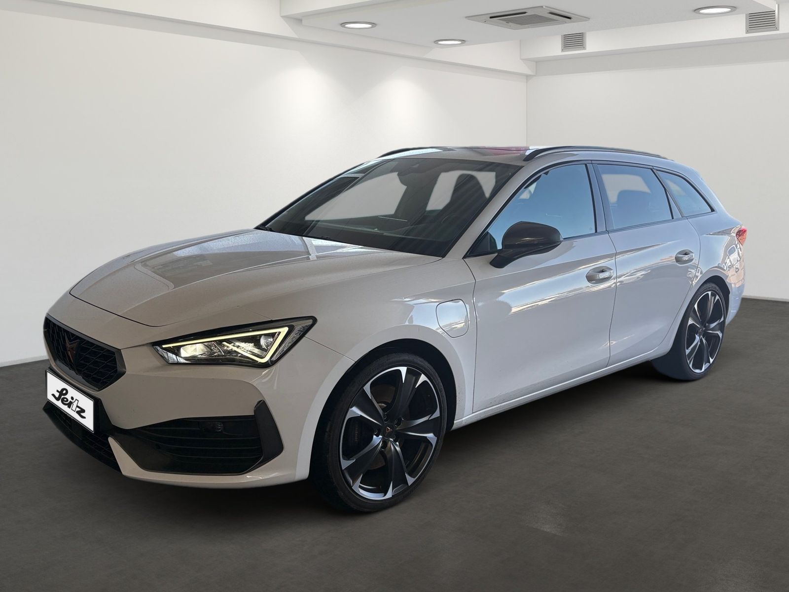 Cupra Leon Sportstourer 1.4 TSI e-Hybrid VZ *PANO*LED* imagem 2
