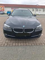 BMW 520d F11 KOMBI SCHECKHEFT GEPFLEGT - BMW 520: F11 520d