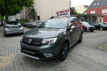 Fahrzeugabbildung Dacia Sandero II Stepway Celebration
