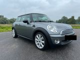 MINI COOPER 1.6 PANO Klimaaut. SHZ PDC - MINI Cooper aus 2010