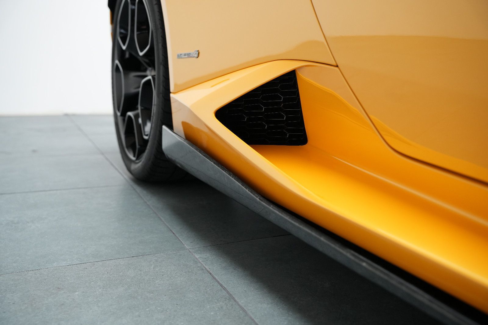 Fahrzeugabbildung Lamborghini Huracan Huracán /LIFT/KAMERA/CARBON/SCHALENSITZ/