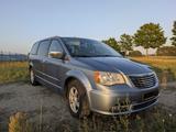 Chrysler Town&Country, HU neu, wenig Kilometer! - Chrysler Voyager mit Schiebetür