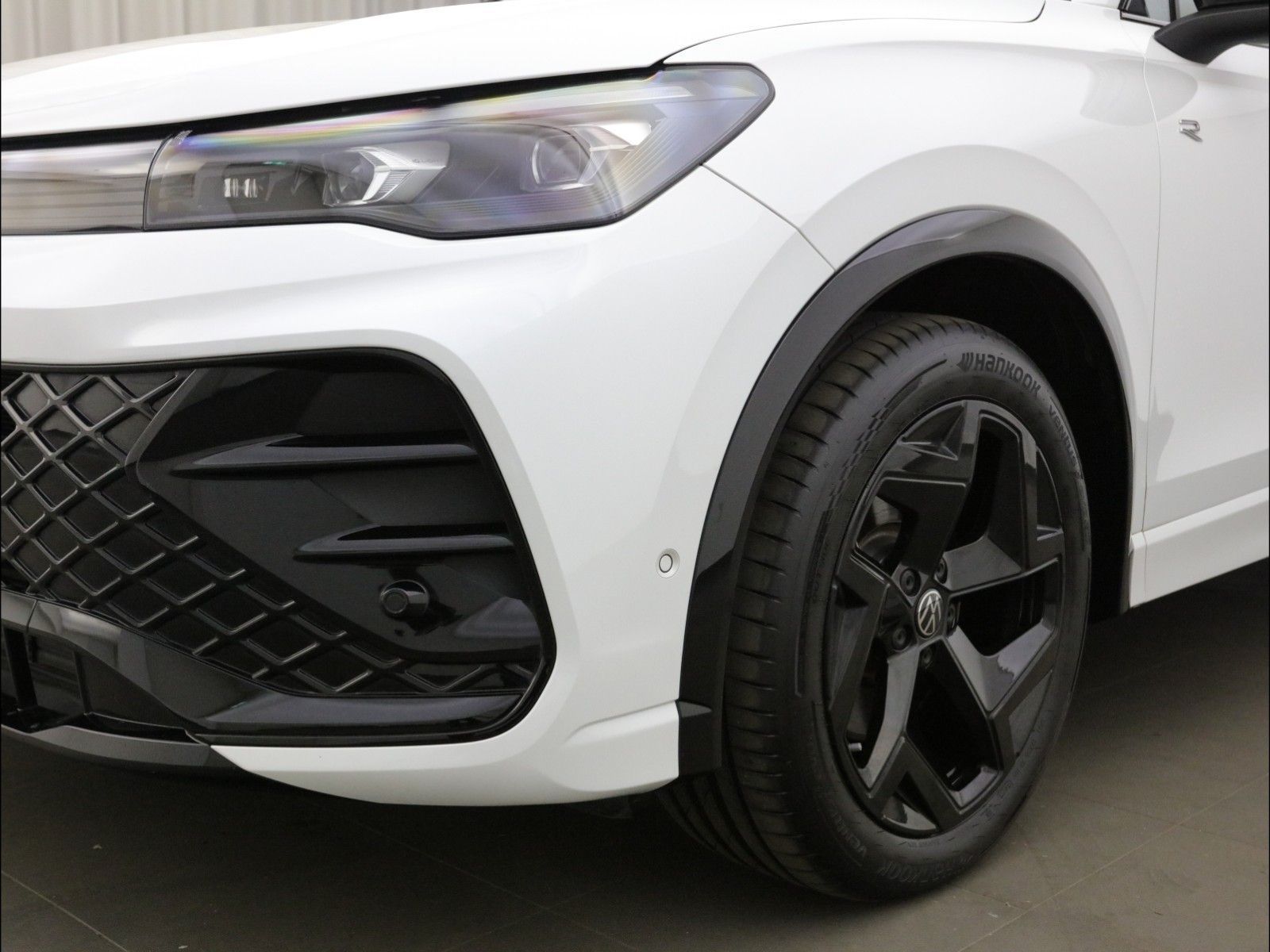 Volkswagen TIGUAN R-LINE BLACK STYLE 2.0 TDI DSG (EURO6) foto 4