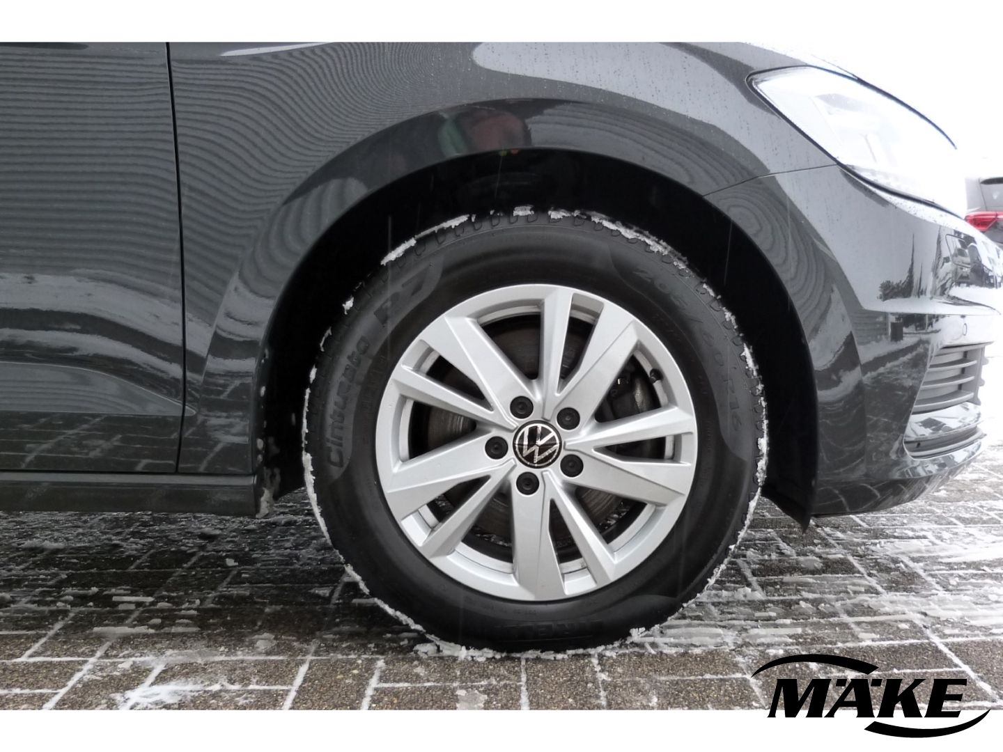 Touran 2.0 TDI DSG, ACC, LED, SHZ, Navi, Digital