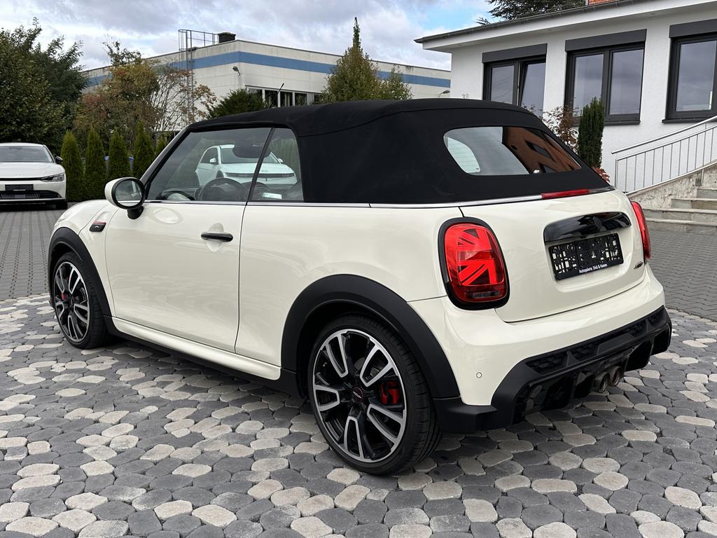 MINI John Cooper Works Cabrio