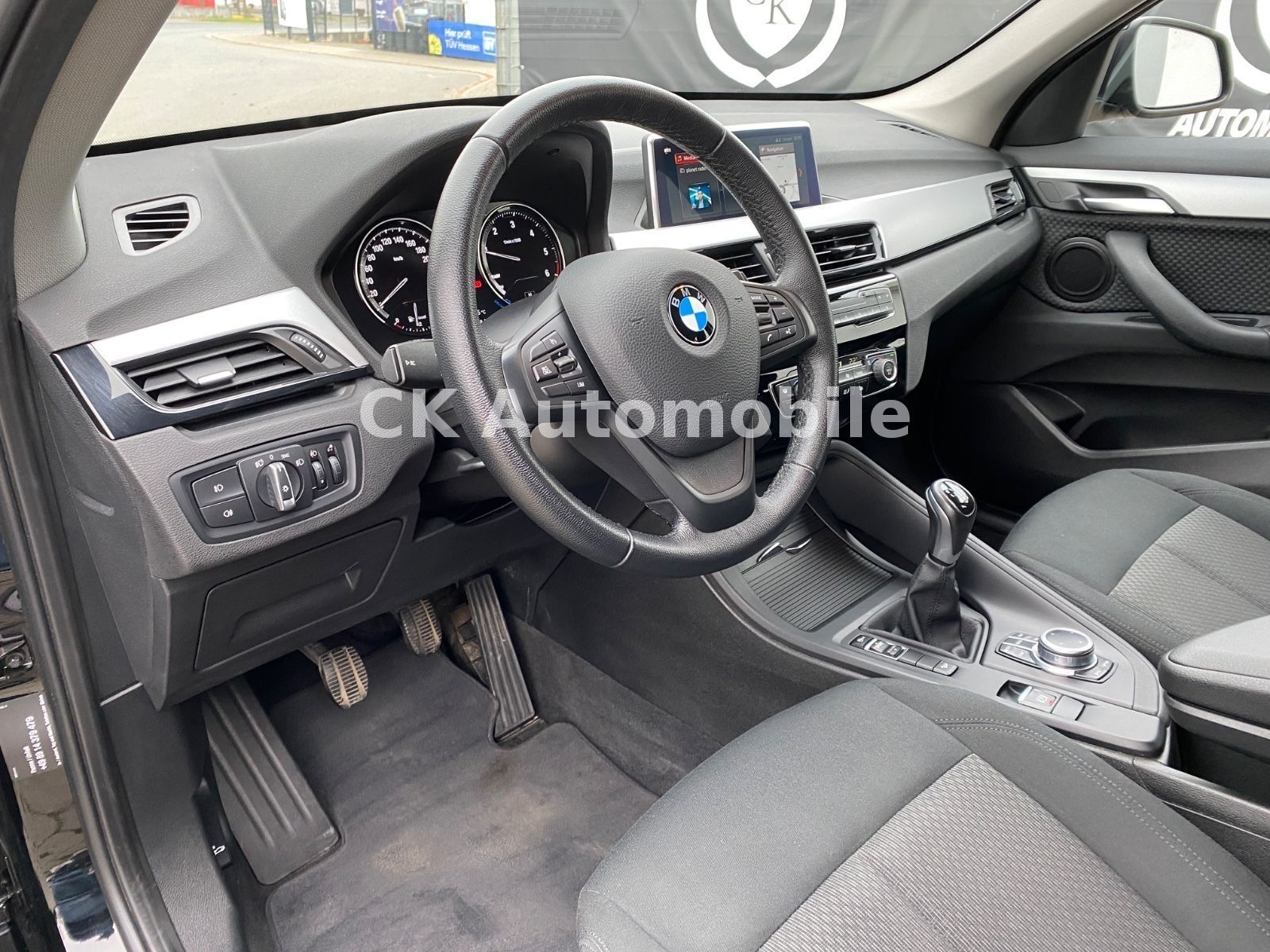 Fahrzeugabbildung BMW X1 xDrive 18d Advantage/Navi/Tempomat/PDC/AHK