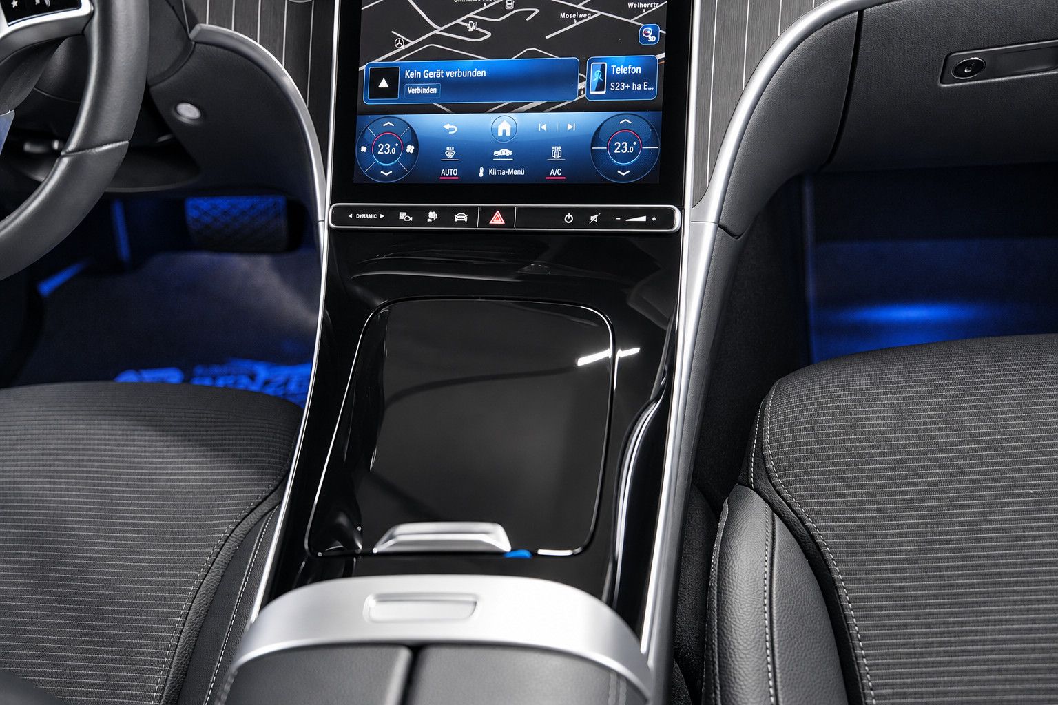 Fahrzeugabbildung Mercedes-Benz C 300 e T *Ambiente*SHZ*Rückfahrkamera*T-Winkel*