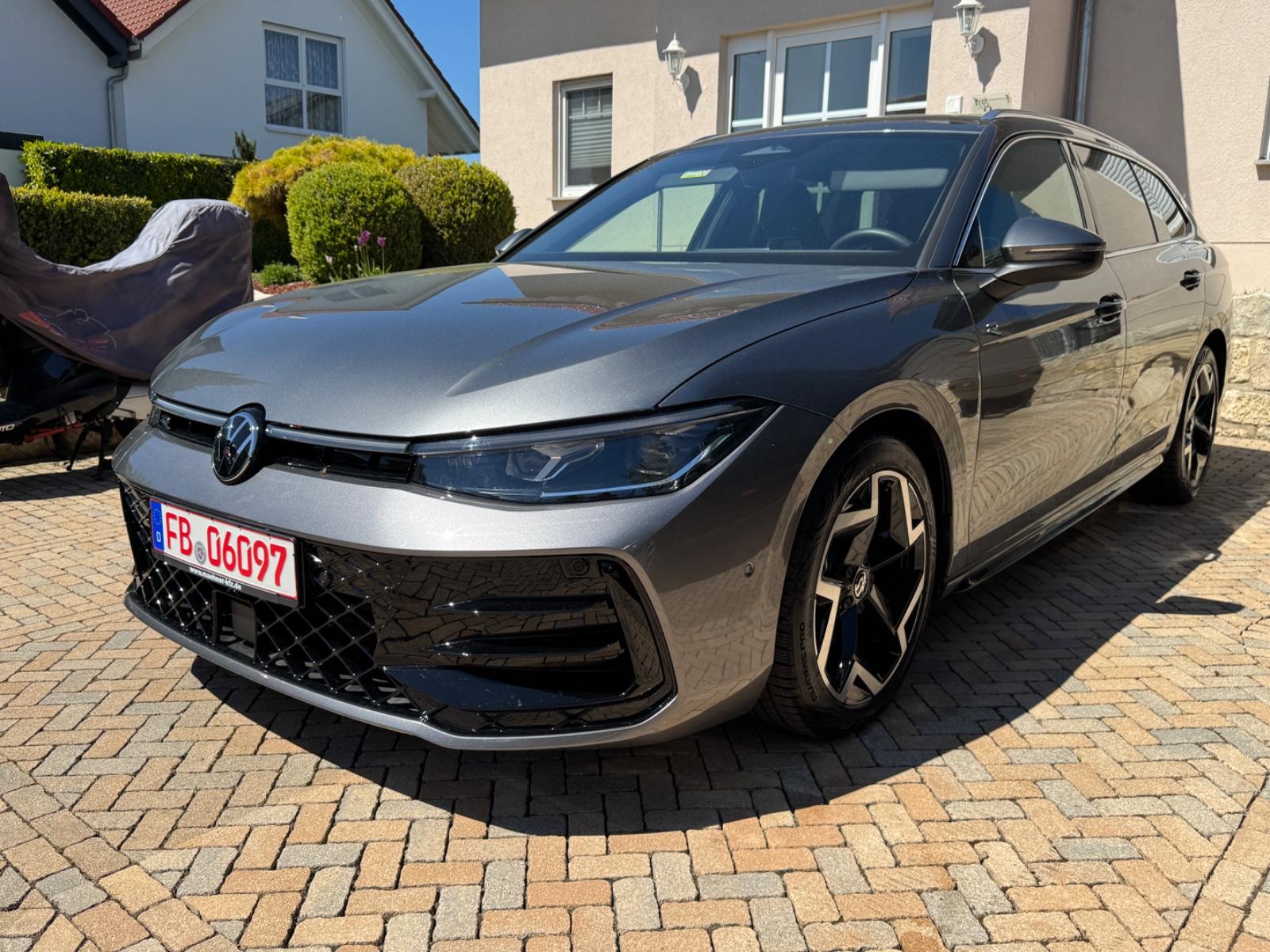 Volkswagen Passat Variant 2.0 TDI-R-line Matrix-Massage-AHK