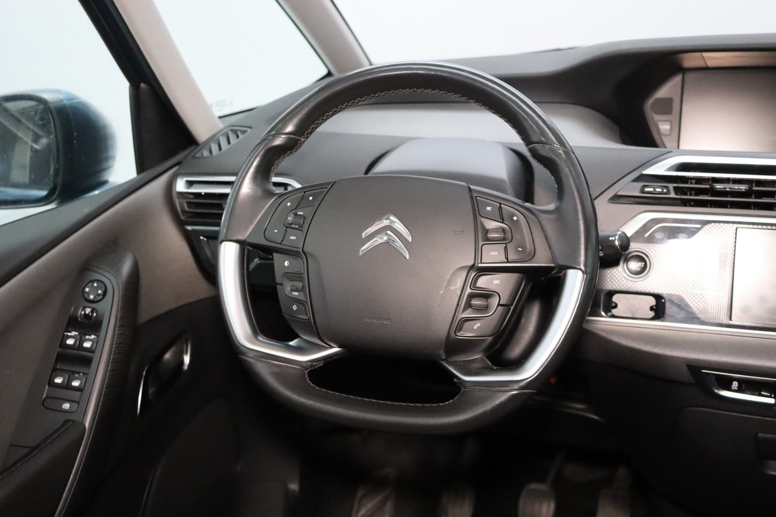 Fahrzeugabbildung Citroën Grand C4 Picasso 7-Sitzer * Navi * RFK