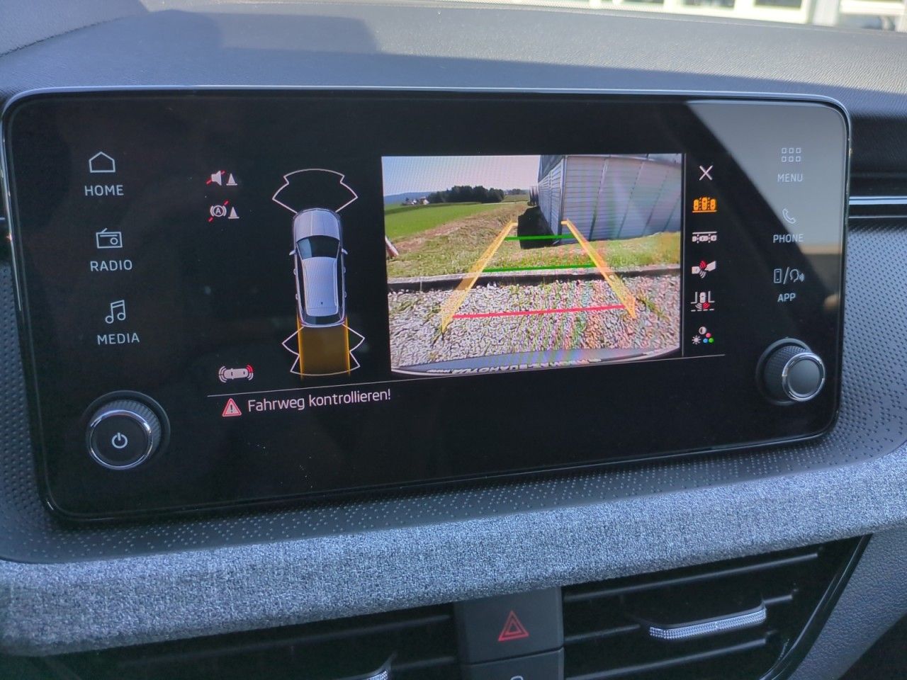 Fahrzeugabbildung SKODA Kamiq Selection 1.0 TSI DSG - AHK,Matrix,Kamera