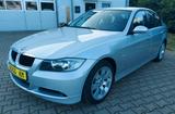 BMW 320 Baureihe 3 Lim. 320d - BMW 320 aus 2007: 320d