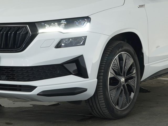 Karoq SPORTLINE TDI DSG 4x4+AHK+NAVI+PANORAMADAC