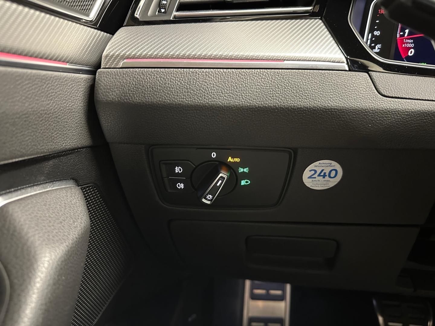 Volkswagen Passat Variant 2.0 TSI R-Line *Matrix*ACC*Pano*A
