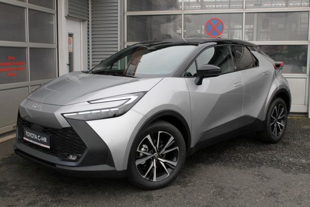 Toyota C-HR 2.0 Hybrid Team Deutschland