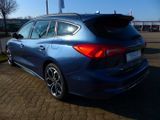 Ford Focus Turnier 1.5 EcoBoost Aut.ST-LINE +AHK+iACC - Ford Focus: I