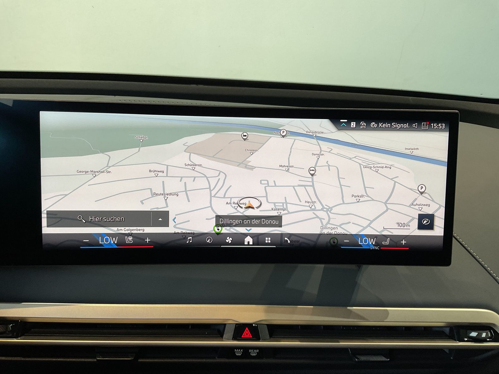 Fahrzeugabbildung BMW iX xDrive50 Sportpaket HK HiFi Pano.Dach AHK