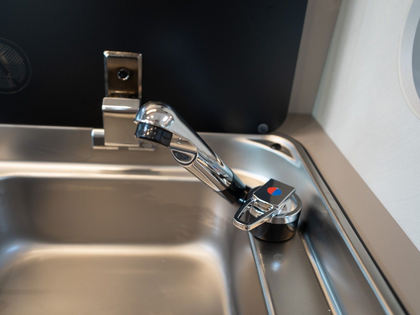 Fahrzeugabbildung Dethleffs Globetrail 640 ES Fiat 95 Jahre Paket