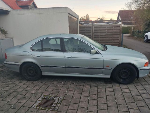 BMW 520i e39 wenig Kilometer