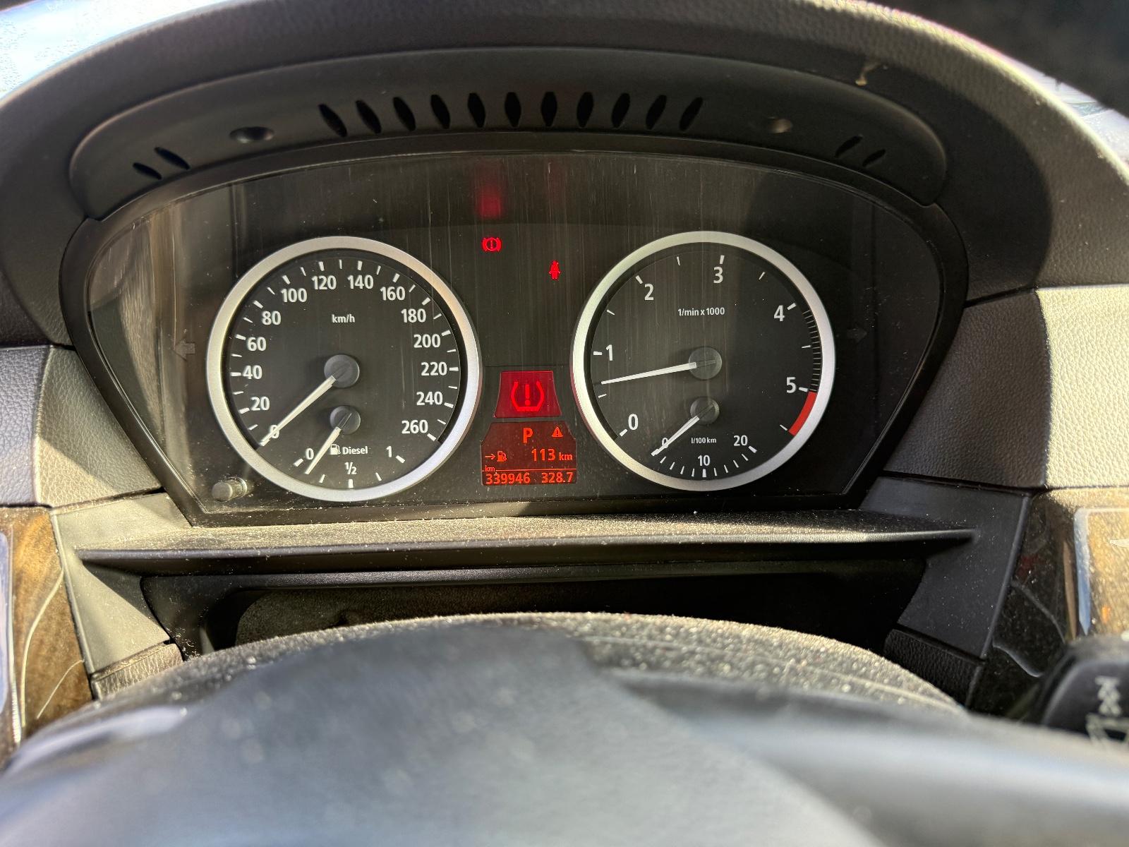 BMW 530 2006 — photo 16