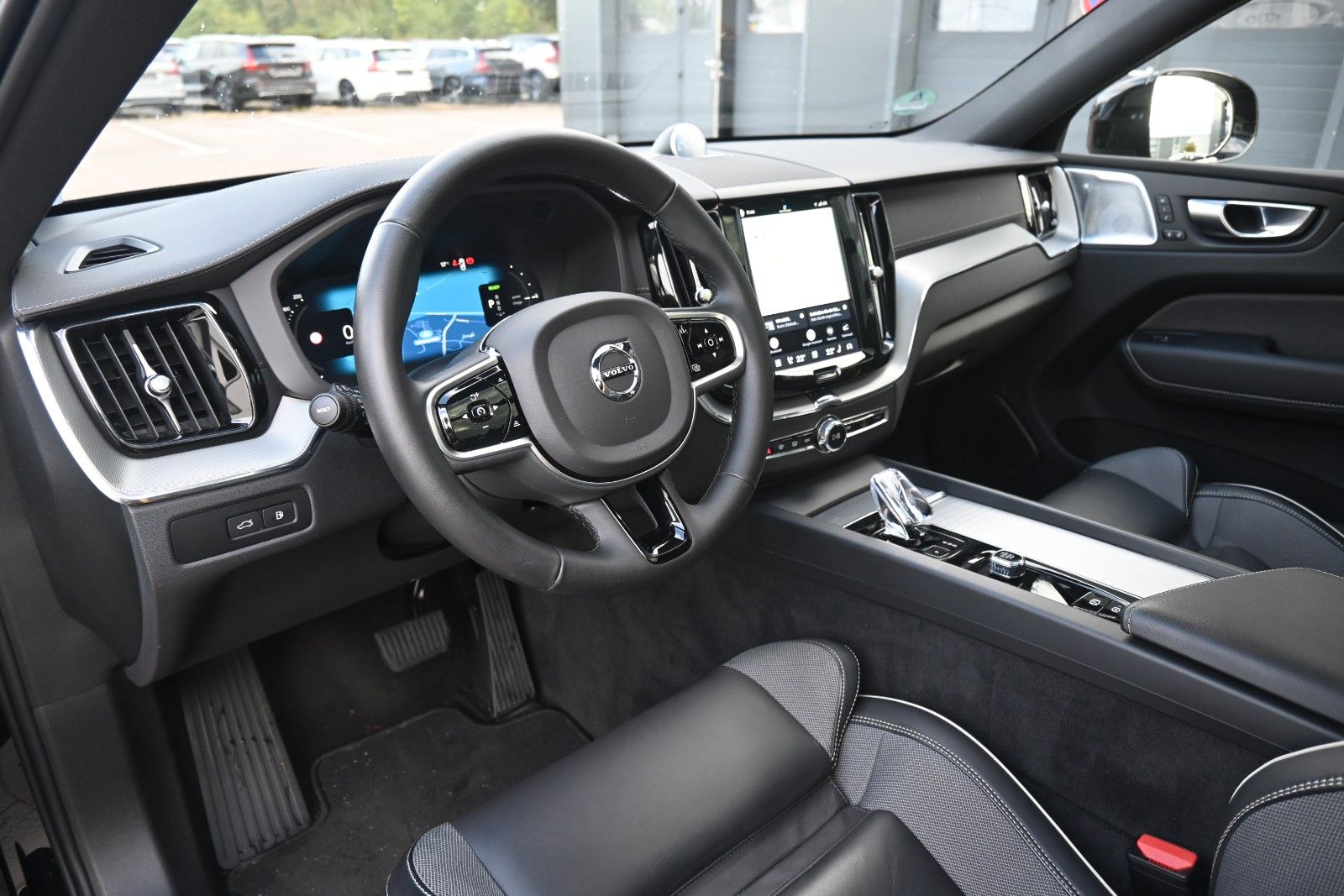 Fahrzeugabbildung Volvo XC60 T8 AWD Polestar Engineered Plug-In Hybrid
