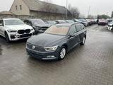 Volkswagen Passat 2.0 TDI SCR DSG Comfortline - Volkswagen Passat: Unfallwagen