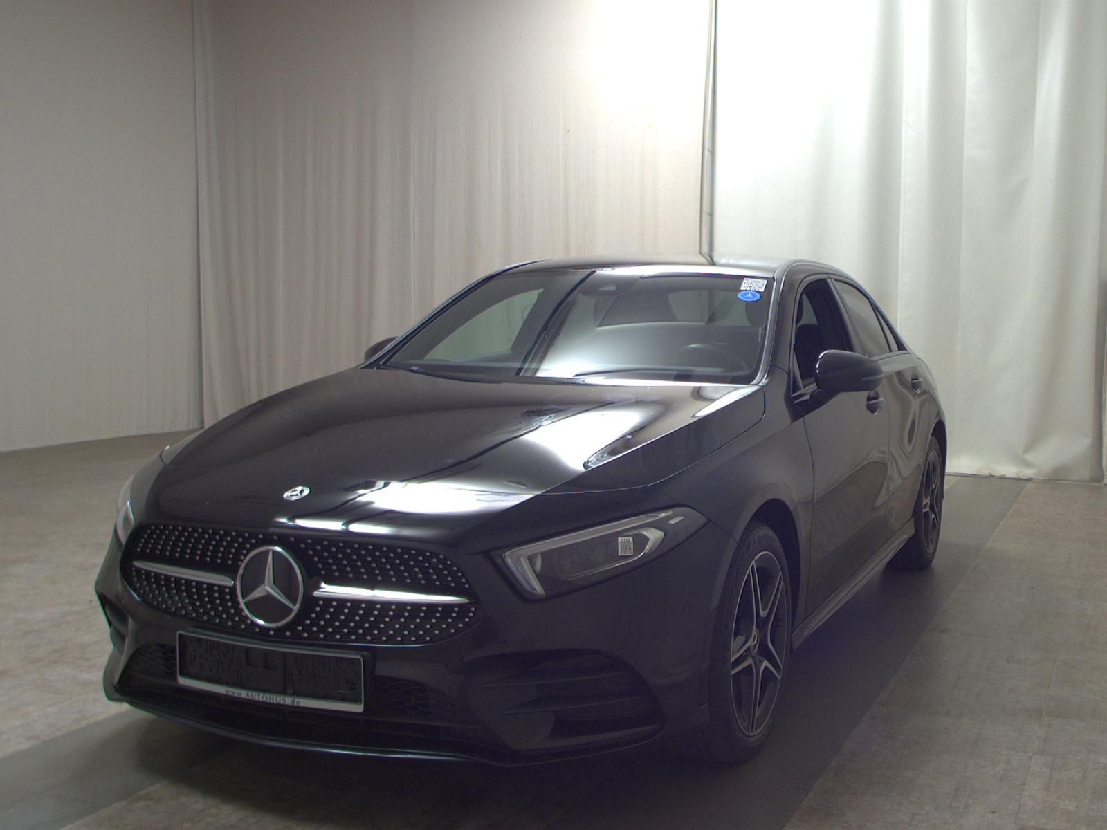 Mercedes-Benz A 250 e AMG Line T-Leder Navi LED