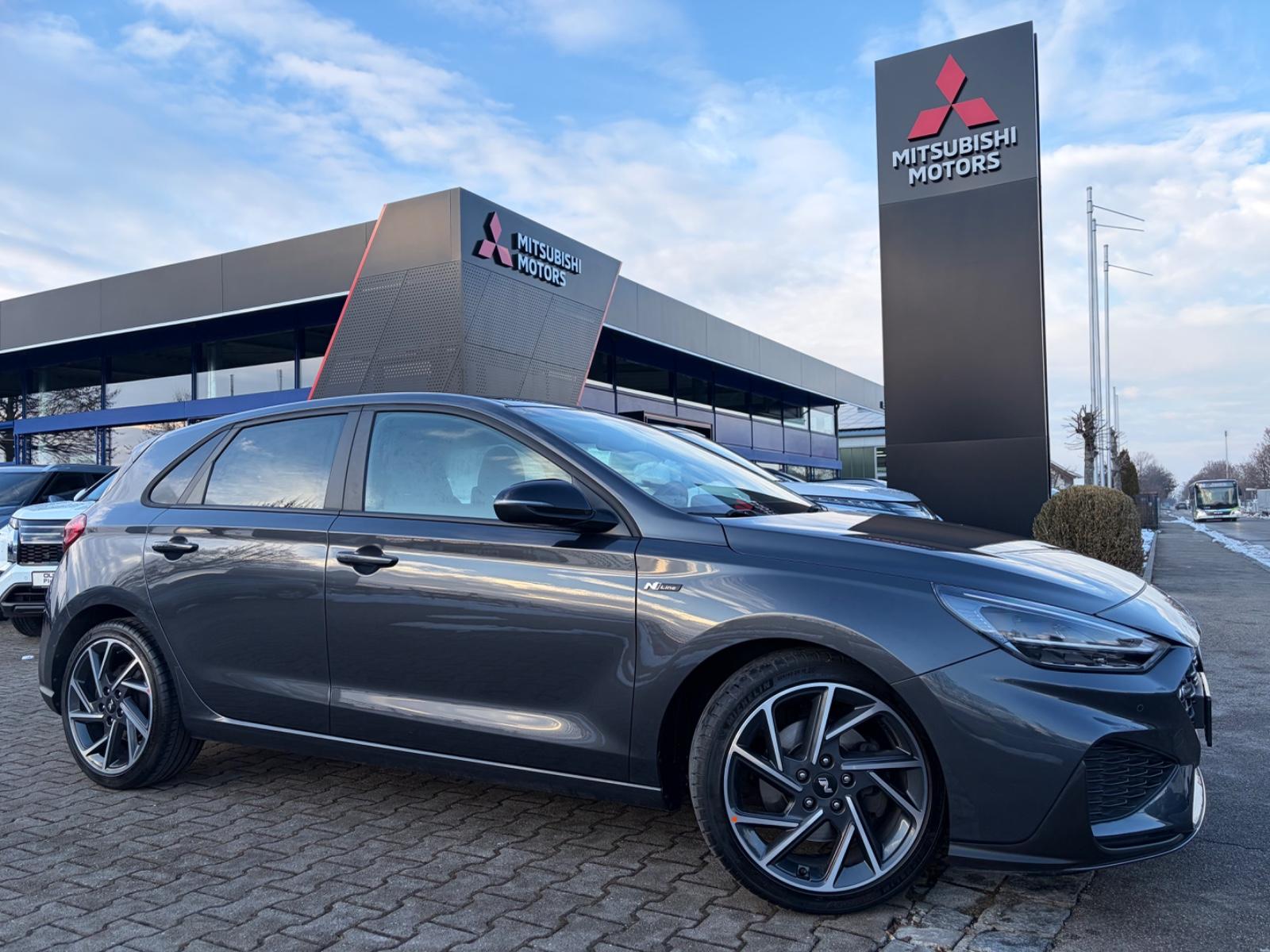 Hyundai i30 1.5 T-GDI N Line*Navi*LED*SHZ*Keyless*160 PS