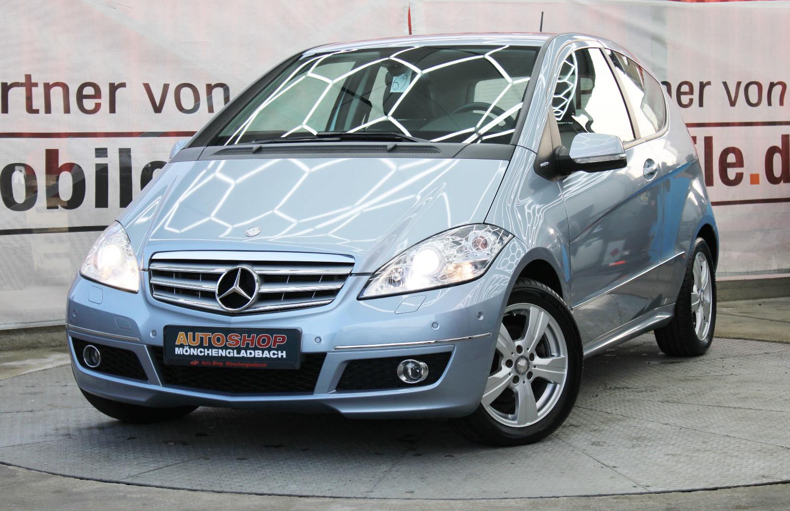 Mercedes-Benz A200*Automatik*Bi-Xenon*Scheckheft*Sitzheiz*PDC