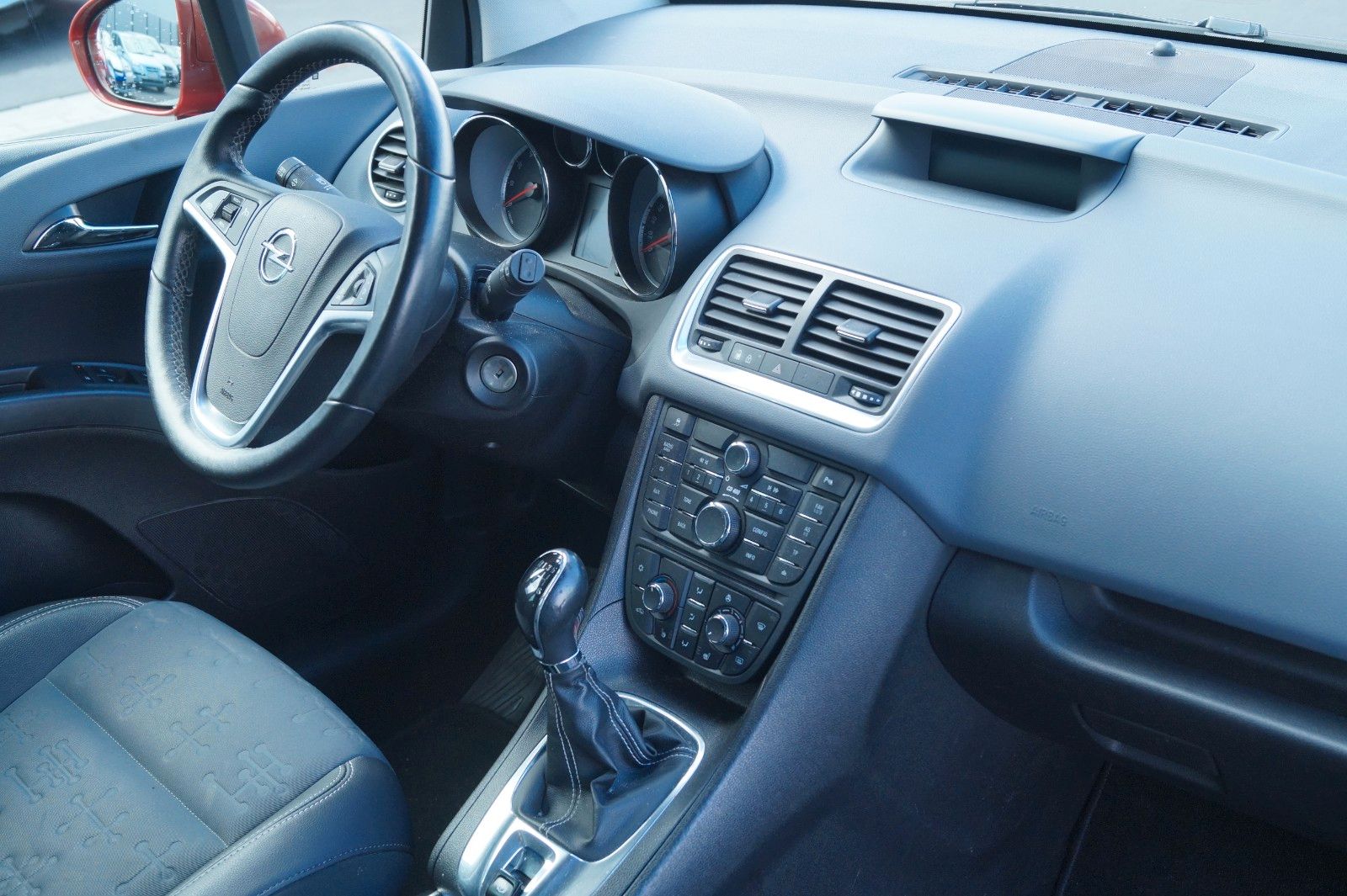 Fahrzeugabbildung Opel Meriva B Innovation *TÜV, Kupplung,Insp. neu