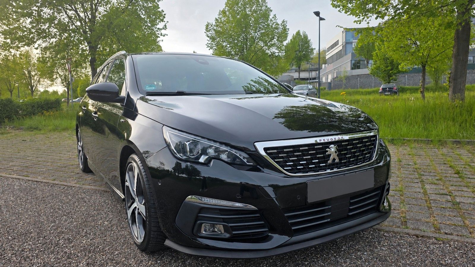 Peugeot 308 PureTech 225 EAT8 GT SW GT