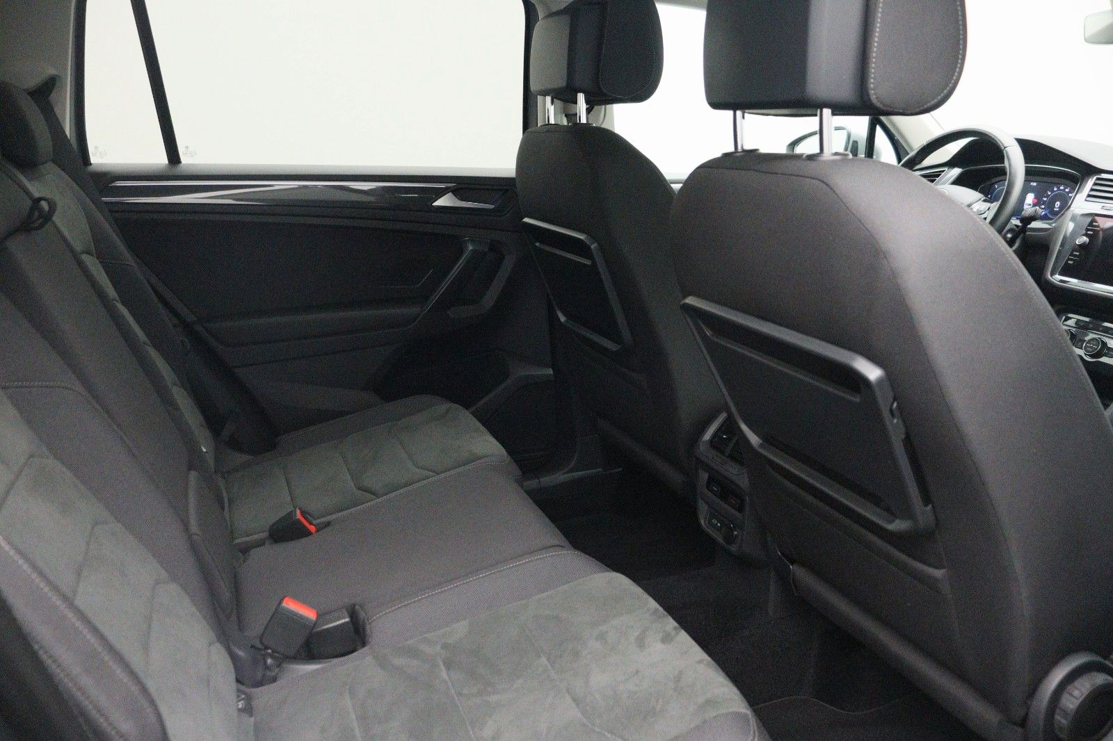 Fahrzeugabbildung Volkswagen Tiguan Allspace Highline 4M ACC Panorama Kamera