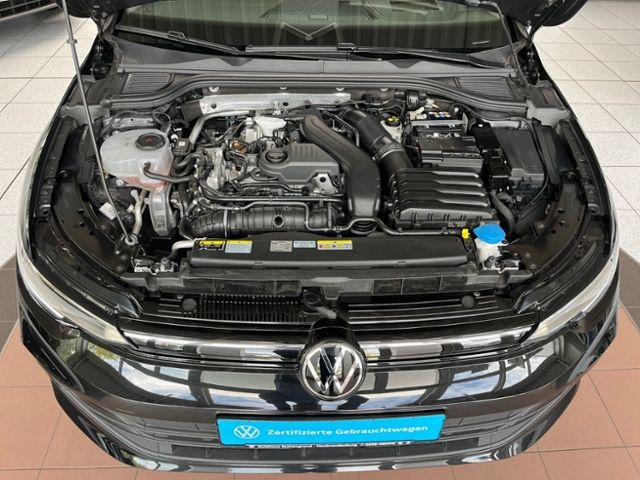 Fahrzeugabbildung Volkswagen Golf 1.5 TSI LIFE NAVI STANDHZG GJR