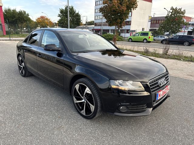 Audi A4 2.0 TFSI Lim. Attraction*MFL*PDC