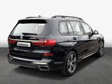 BMW X7 M50i - BMW X7 M50 aus 2022