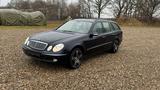 Mercedes-Benz E 240 T ELEGANCE/ Leder / Schiebedach - blaue Mercedes-Benz E 240