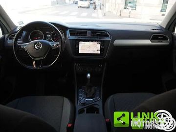 Volkswagen Tiguan - 4