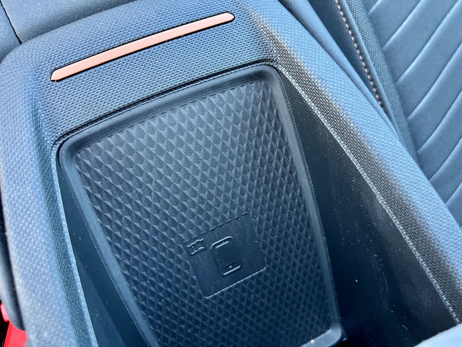 CUPRA Born KLIMAAUT LED PDC L+R-SENSOR DAB CARPLAY