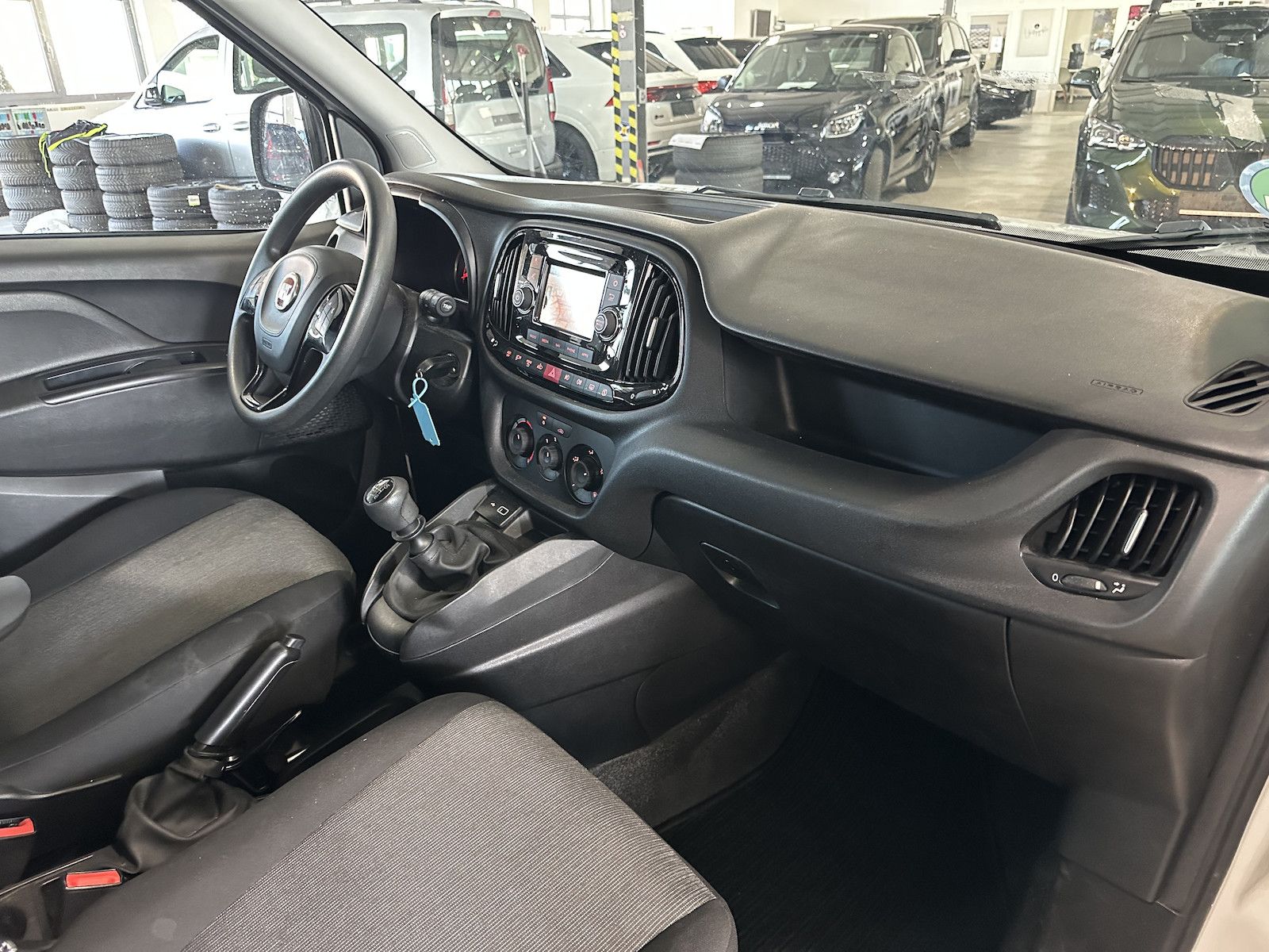 Fahrzeugabbildung Fiat Doblo Cargo 1.6 Multijet SX/Klima/PDC/Nav/Shz/BT