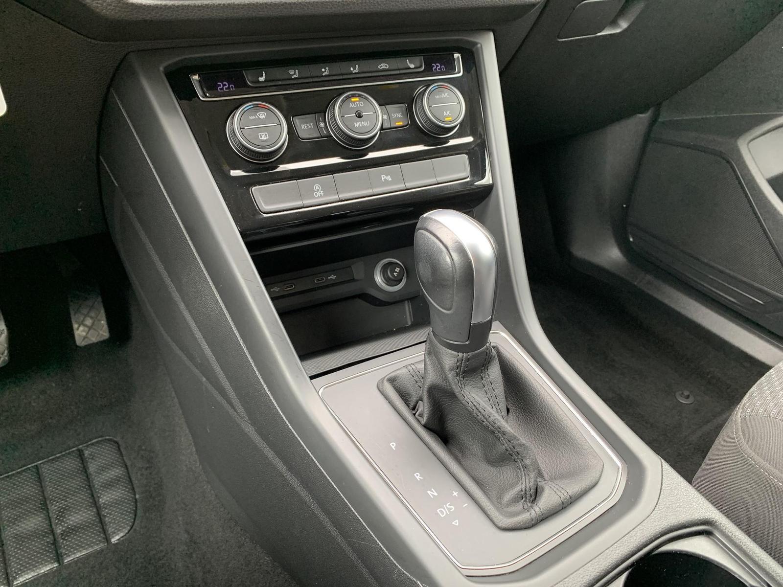 Volkswagen Touran 1.5TSI DSG 7-Sitzer ACC+3Z-Klima+Sitzhzg, миниатюра 15