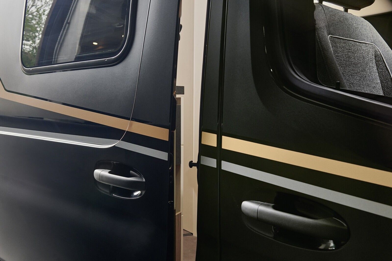 Fahrzeugabbildung Malibu Genius 641 LE Klimaautomatik, Radio DAB